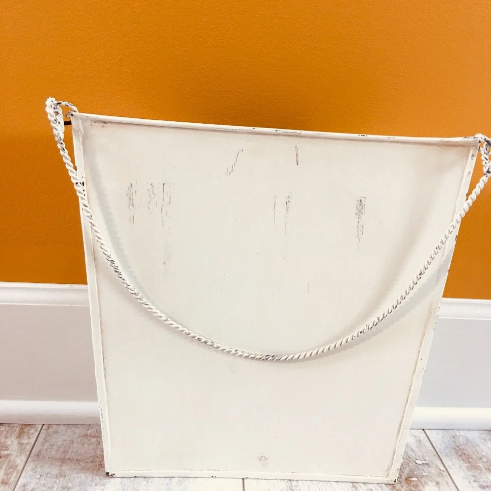 Retired SL@H Whitewashed Wall Art/Door Basket